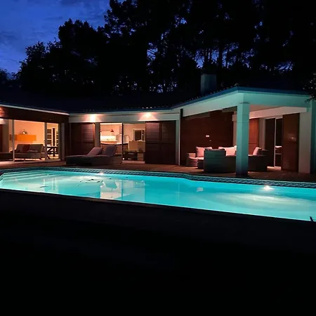 Villa A Sanguinet: 6 Pers, Piscine Privee, Proche Lac, Menage Inclus - Fr-1-319-535 Sanguinet