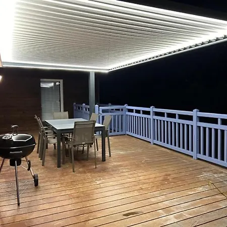Villa A Sanguinet: 6 Pers, Piscine Privee, Proche Lac, Menage Inclus - Fr-1-319-535
